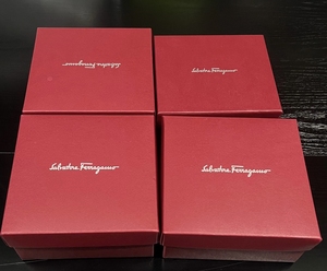 菲拉格慕礼品包装