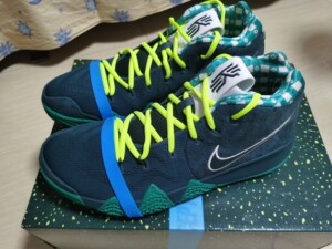 全新欧文4绿龙虾44.5码,concept特殊鞋盒,数量极少