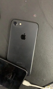 苹果7代128g手机