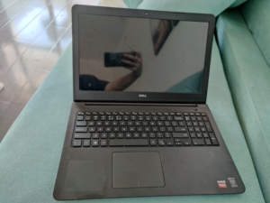 戴尔灵越5547笔记本,上大学时的旧笔记本,加了8g内存条和