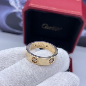 卡地亚6钻戒指