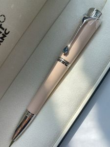 万宝龙缪斯粉色圆珠笔 全新无瑕疵