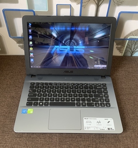 华硕x441笔记本  14寸高清屏幕  赛扬n3060双核处