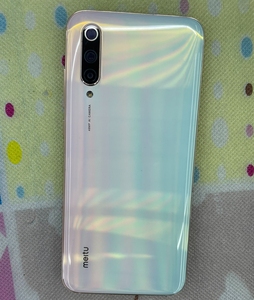 小米cc9美图版   8 256g白色 智能拍照,手机屏幕指