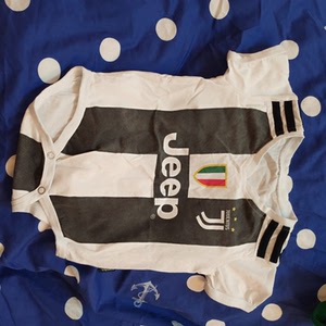 尤文图斯球衣 尤文图斯婴儿连体球衣夏季 7号罗纳尔多 包屁衣