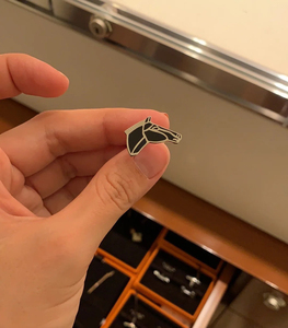 新款hermes珐琅【马头】袖扣爱马仕黑色马头袖扣袖钉【现货