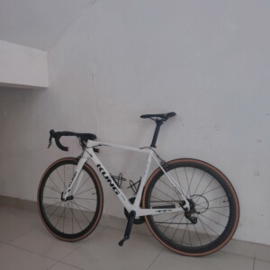 kung veneno毒药 攻队公路车整车 force套件