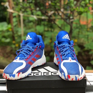 阿迪达斯罗斯11篮球鞋,369包邮,尺码40  44 42