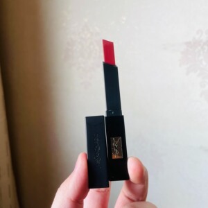 ysl/圣罗兰细管丝绒口红小黑条302,效期24年1月,国际