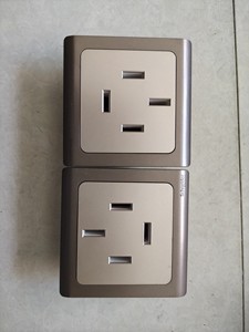 施耐德 schneider 三相 380v 25a插座 全新