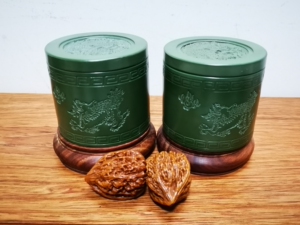 经典款张宗玉绿泥蛐蛐罐带罐.