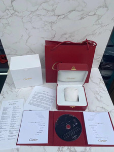 卡地亚手表包装盒
