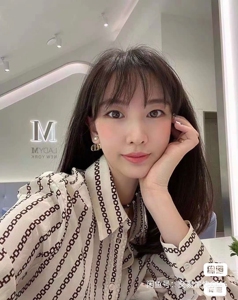 5566叶莎家欧洲站欧货正品真丝感锁链衬衫女装上衣长袖打底垂