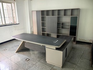 办公家具部特价处理了，二手办工桌 工位 桌子 会议桌 电脑桌