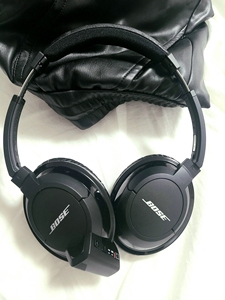 boseae2 蓝牙头戴耳机 超轻187g