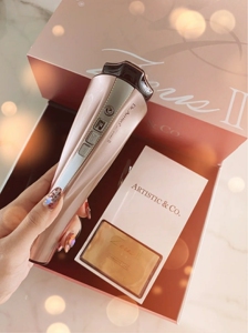 宙斯二代射频美容仪器家用宙斯二代脸部美容仪 专柜买的,可官网