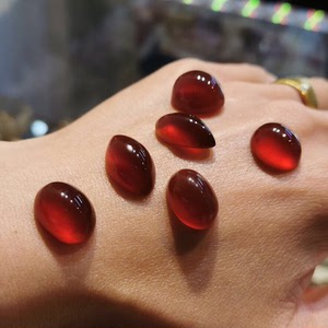 逊克北红玛瑙戒指 戒面冰透 酒红 荧光料带线半盆