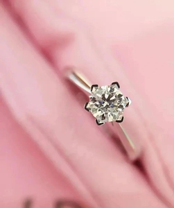 ido50分the moment系列六爪雪花钻戒