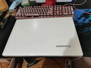 联想g50-70 i7白色薄款17寸独显笔记本电脑