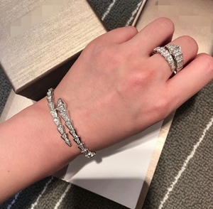 bvlgari 宝格丽 蛇手镯 白金 满钻 m码 二手 有盒