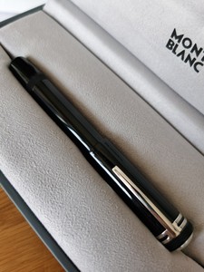 万宝龙"传承1912"钢笔