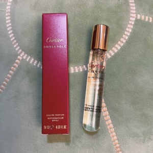 海淘现货,卡地亚香水baiser vole偷吻10ml