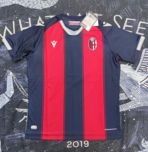 博洛尼亚 20/21赛季 主场球衣