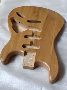 fender琴体,对拼赤杨木料