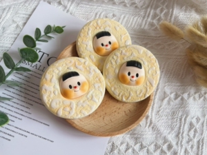 冰箱贴   旺旺雪饼多多妹