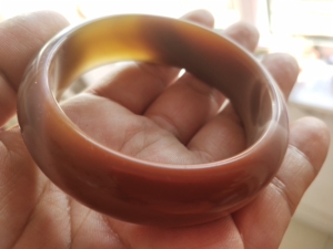 放漏新疆蛋白玉蛋白石手镯错过难寻,超级细腻.蛋白玉手镯,如婴