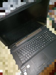 蓝天准系统X799 P770DM-G 17.3寸笔记本电脑游