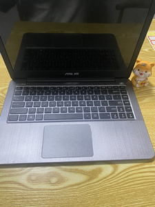 华硕超薄笔记本e403n办公本,处理器奔腾n4200四核,内