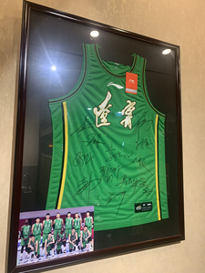 辽宁男篮 签名 辽篮 #郭艾伦 #杨鸣 张镇麟 赵继伟 韩德