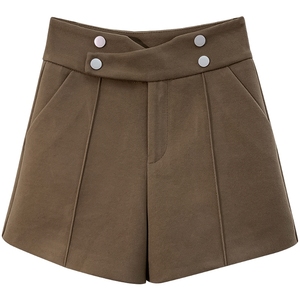 快手夏微微家女装,呢料短裤,l/xl各一条!喜欢的赶紧入!78