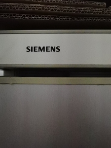 西门子闲置冰箱,老式的