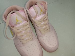 aj1女鞋mid烟灰红豆奶茶玫瑰粉冰淇淋aj男鞋top3鸳鸯