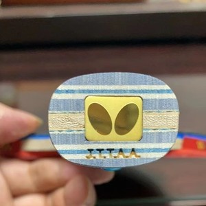 工作上班了没时间玩,低价转给有缘人,蝴蝶王vis金标乒乓球拍