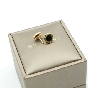 宝格丽玛瑙耳钉