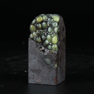 天然巧雕青田龙蛋石葡萄冻印章周村特别钮章印石章料石雕4.2*6cm