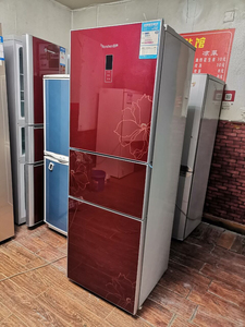 有个好的212升容声三门冰箱要出售,功能正常,有质保,可送货