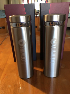 上海 清水牌不锈钢保温杯,全新未使用,包装盒都在,容量 45