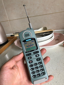 西门子s10三防手机,三色屏.初代彩屏.