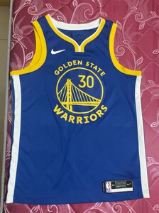 耐克nba球衣,斯蒂芬库里30号.m码,绝对正品!想要的库蜜