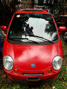 富路牌汽油双缸老年三轮车,qq车大小,四人坐,盘式方向盘.老