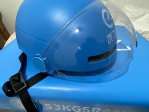 饿了么工作服.头盔加外卖箱.九成新.