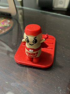 养乐多手机支架 小巧可爱 基本全新