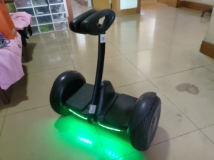 小米9代平衡车,入手快2年了,95成新,孩子玩了一个多月就搬