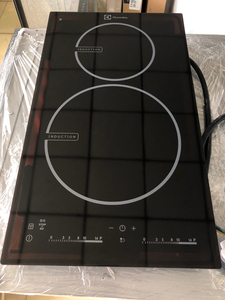 伊莱克斯嵌入式电磁炉