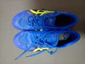 亚瑟士asics hyper md7专业比赛中距离四项钉鞋!