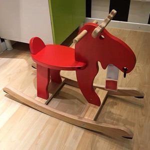 ikea宜家艾克拉红色小木马摇摆驼鹿儿童摇摇马实木圣诞鹿摇椅